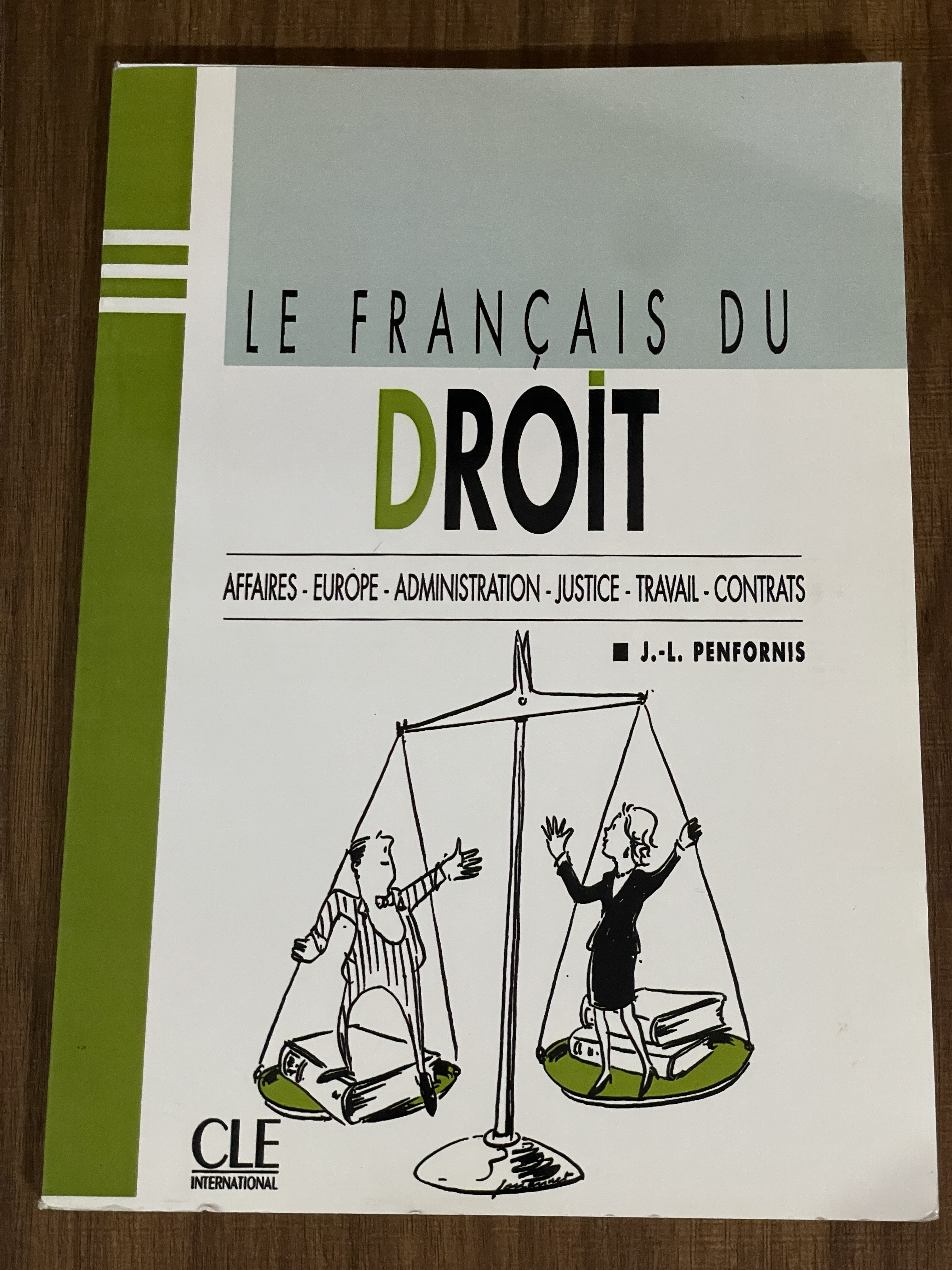 کتاب LE Francais du droit دست دوم