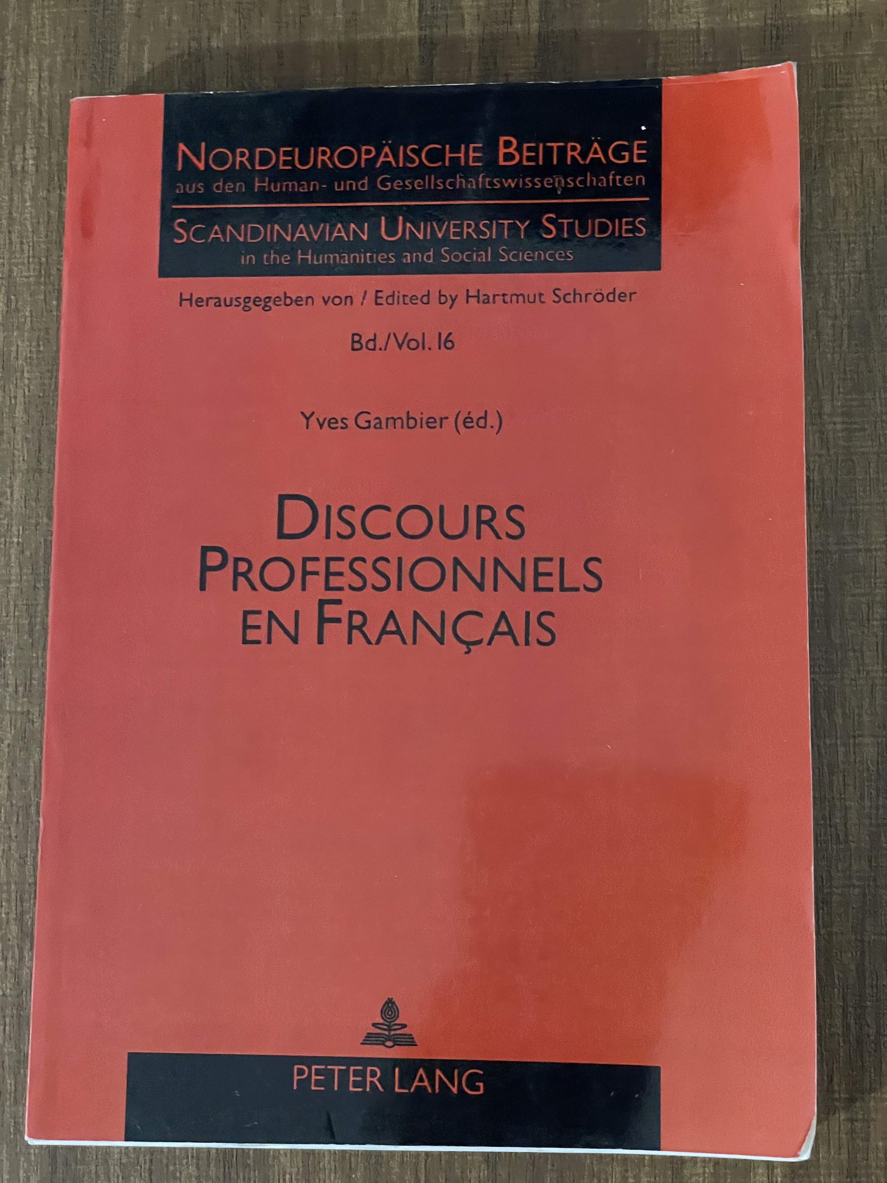 کتاب Discours Professionnels en Francais دست دوم